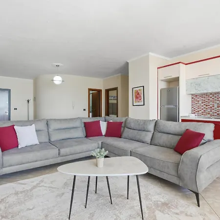 Spacious 3br Volga Promenade * Durres